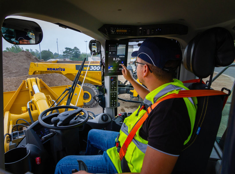 Komatsu Europe annonce le nouveau SubMonitor pour ses chargeuses sur pneus